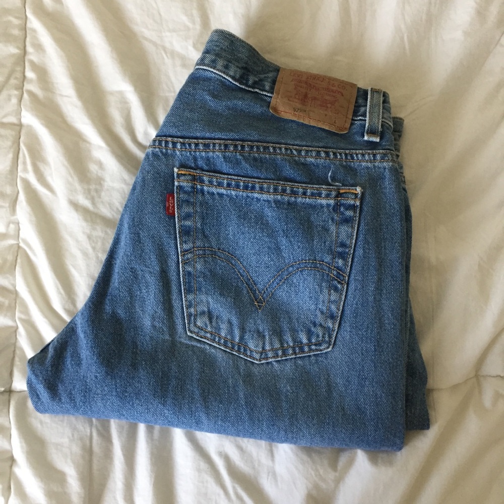 577 Levi’s - Picture 5 of 5